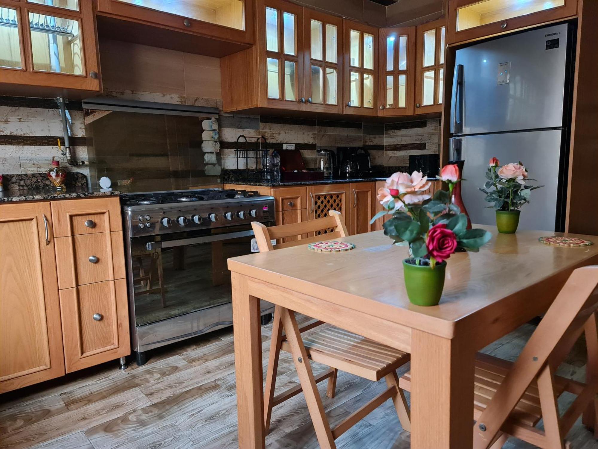 Garden View Royal 284, 10 Min To Airport 1 Min To Water Way, New - El Banafseg Cairo