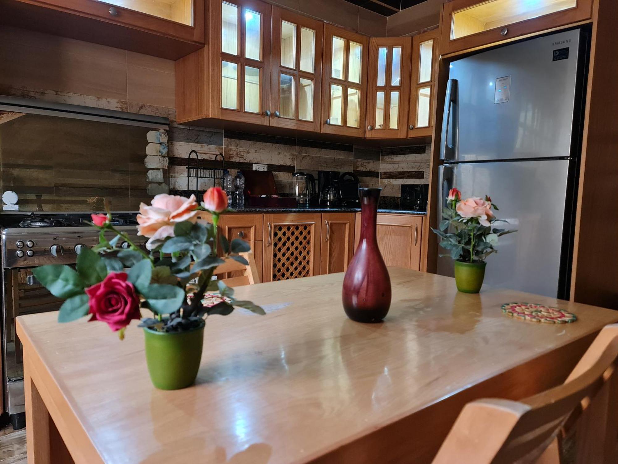 Garden View Royal 284, 10 Min To Airport 1 Min To Water Way, New - El Banafseg