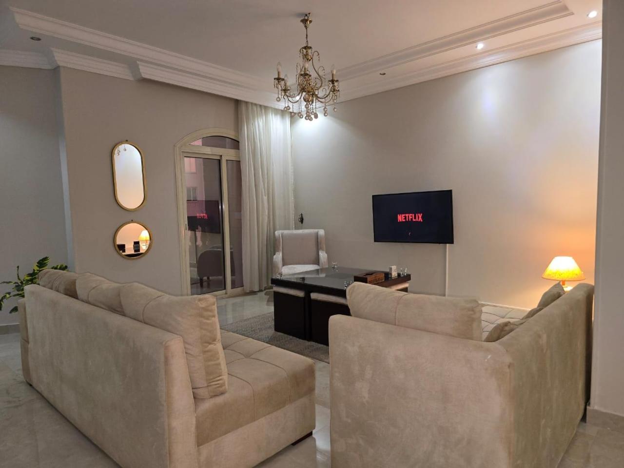 Garden View Royal 284, 10 Min To Airport 1 Min To Water Way, New - El Banafseg Cairo